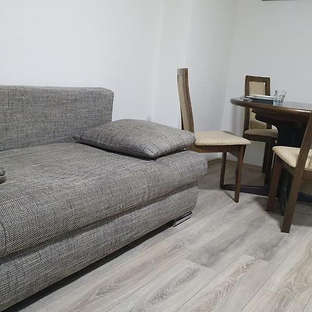 Apartment Flora Three Дуйсбург Экстерьер фото