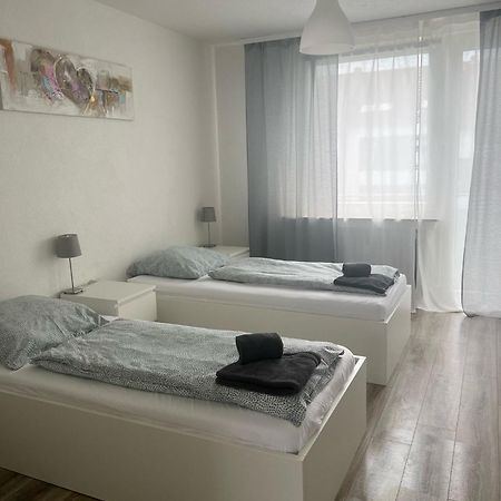 Apartment Flora Three Дуйсбург Экстерьер фото